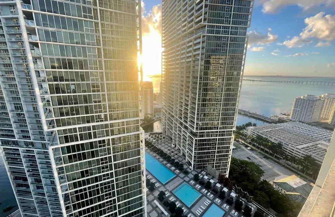 Iconbrickell Tower 3 W Residences-1